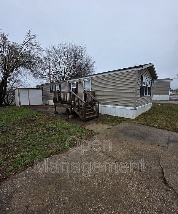 1st image of 16 English Village Park Lot 186