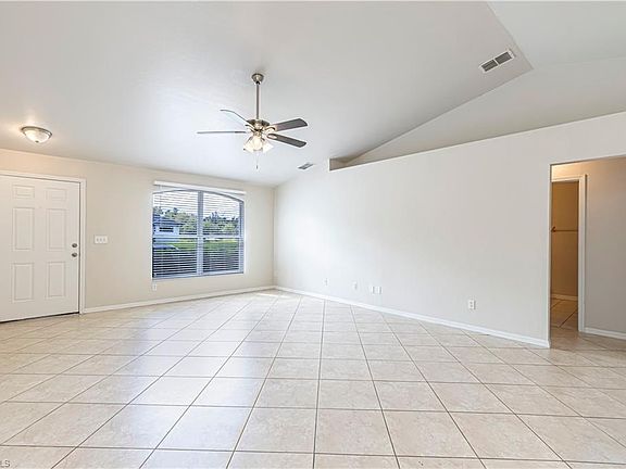 4th image of 725 Kari CIR
