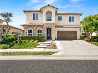 1229 E Via Roma Dr, Fresno, CA 93730