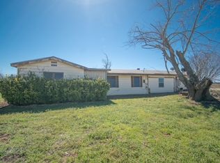 1002 Eagle Dr, Eddy, TX 76524