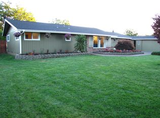23988 Highway 99w Hwy, Junction City, OR 97448