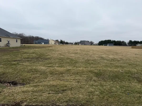 3248 S Kathy Ct, Decatur, IL 62521