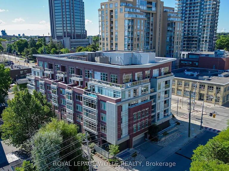 188 King St S #413 — Photo 3