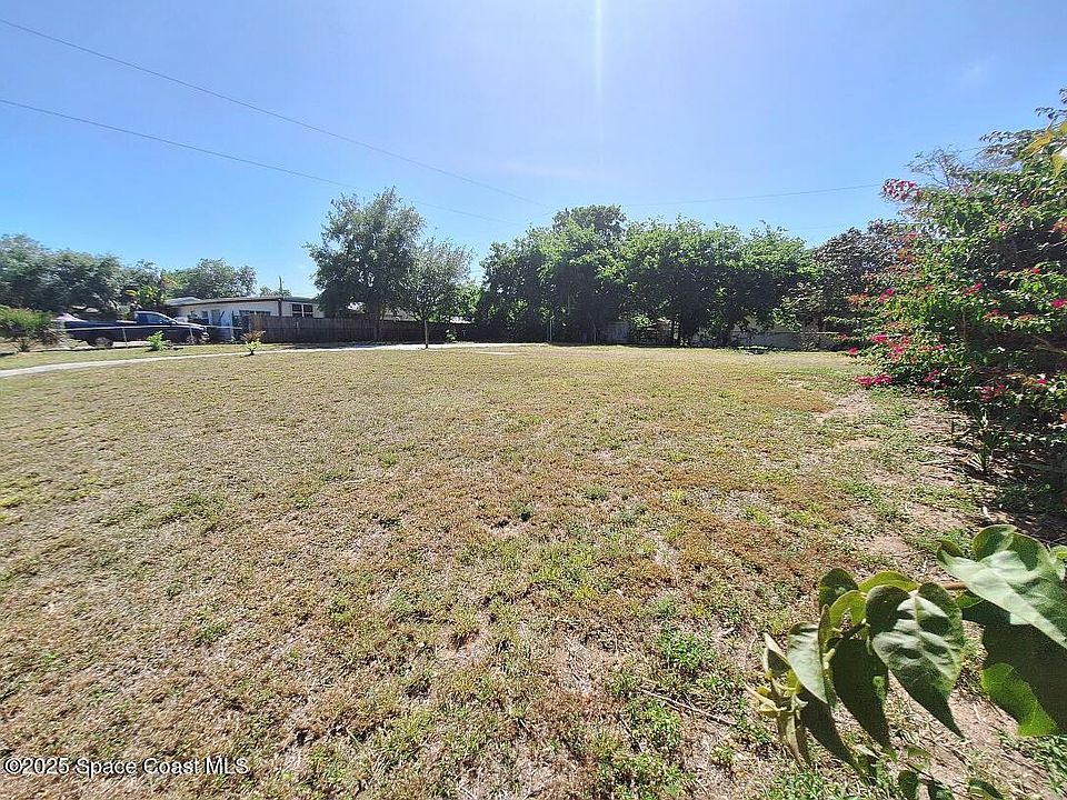 2nd image of 7003 Chestnut Dr