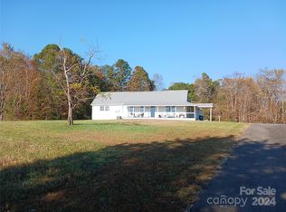 1570 Cube Dr, Valdese, NC 28690