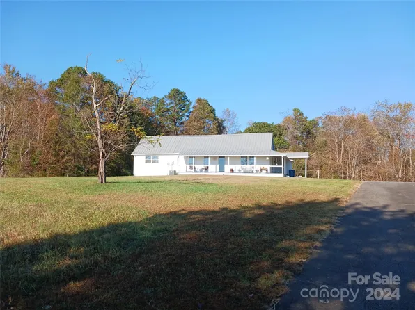 1570 Cube Dr, Valdese, NC 28690