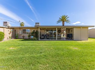 11038 N COGGINS Drive, Sun City, AZ 85351