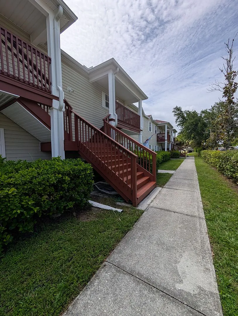 Beautiful 2BR/2BA Condo in the Heart of New Port Richey — Photo 2