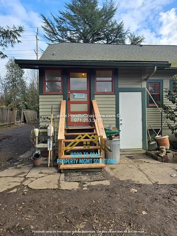 Building Photo - 7745 SW Oleson Rd