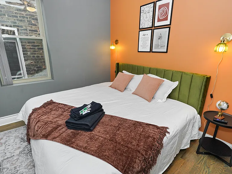 321 S Richmond St #3 — Photo 10