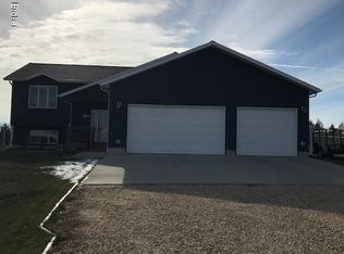 11540 36v St SW, Dickinson, ND 58601