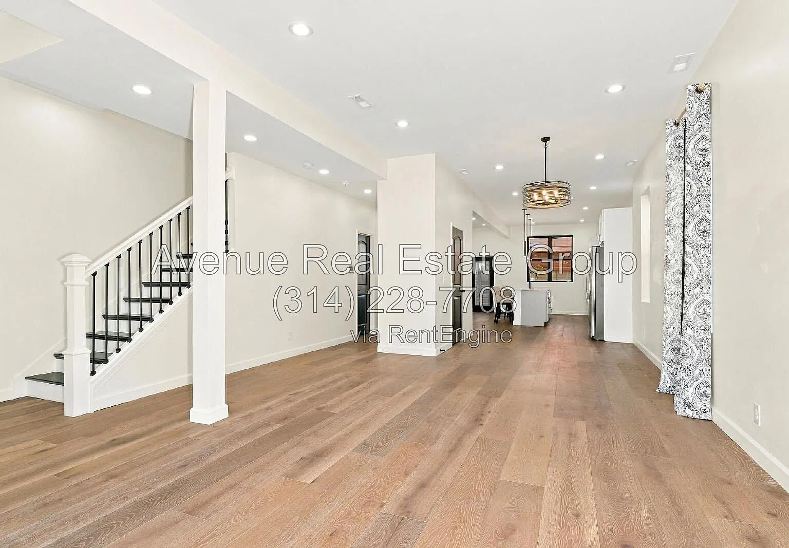 3 bed, 2.5 bath, 1408 sqft, $3,000 — Photo 4
