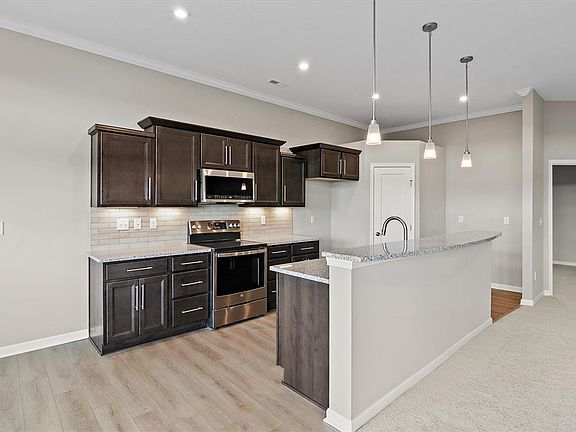 2nd image of 411 Bandon Dunes Ct #12-302