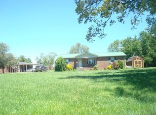 302 Petty Gap Rd, Woodbury, TN 37190