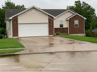 4904 Sandstone Dr, Columbia, MO 65202