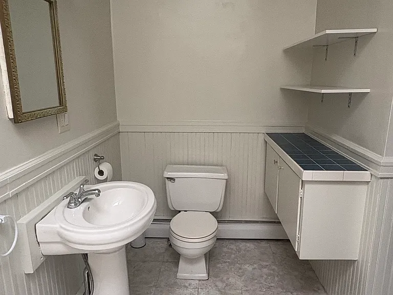 Spacious Bathroom
