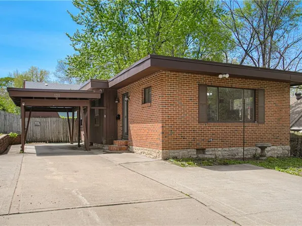 1211 W Waldo Ave, Independence, MO 64050