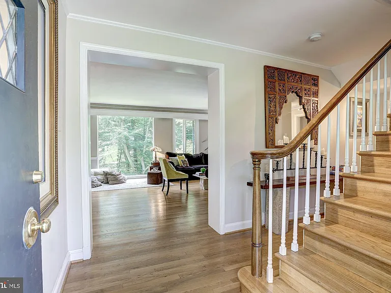 5204 Westwood Dr — Photo 4