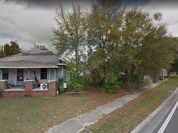 2nd image of 1920 Barrancas Ave