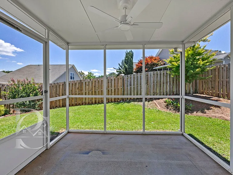 508 Lanesborough Dr — Photo 27