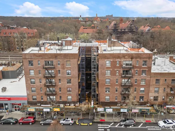72-34 Austin Street #E3, Forest Hills, NY 11375