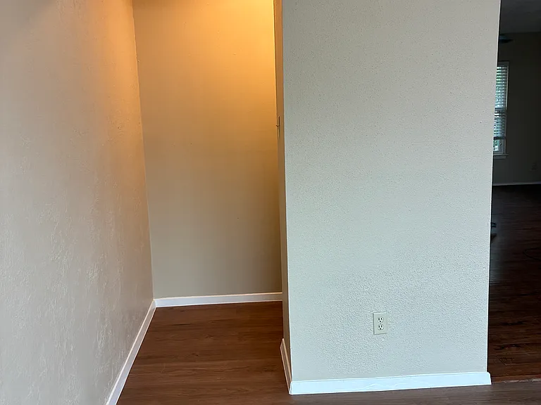 Opening from kitchen area to pantry