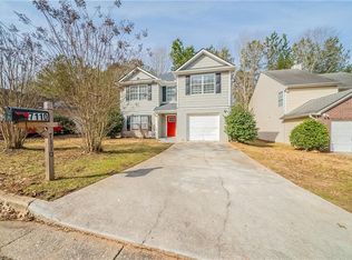 7110 Ravenwood Ln, Lithonia, GA 30038