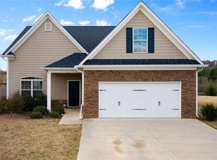 26 Winter Pointe NW, Cartersville, GA 30121