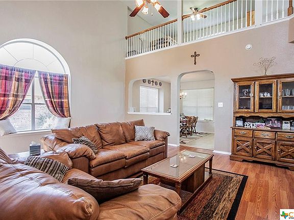 5th image of 712 Coastal Dr