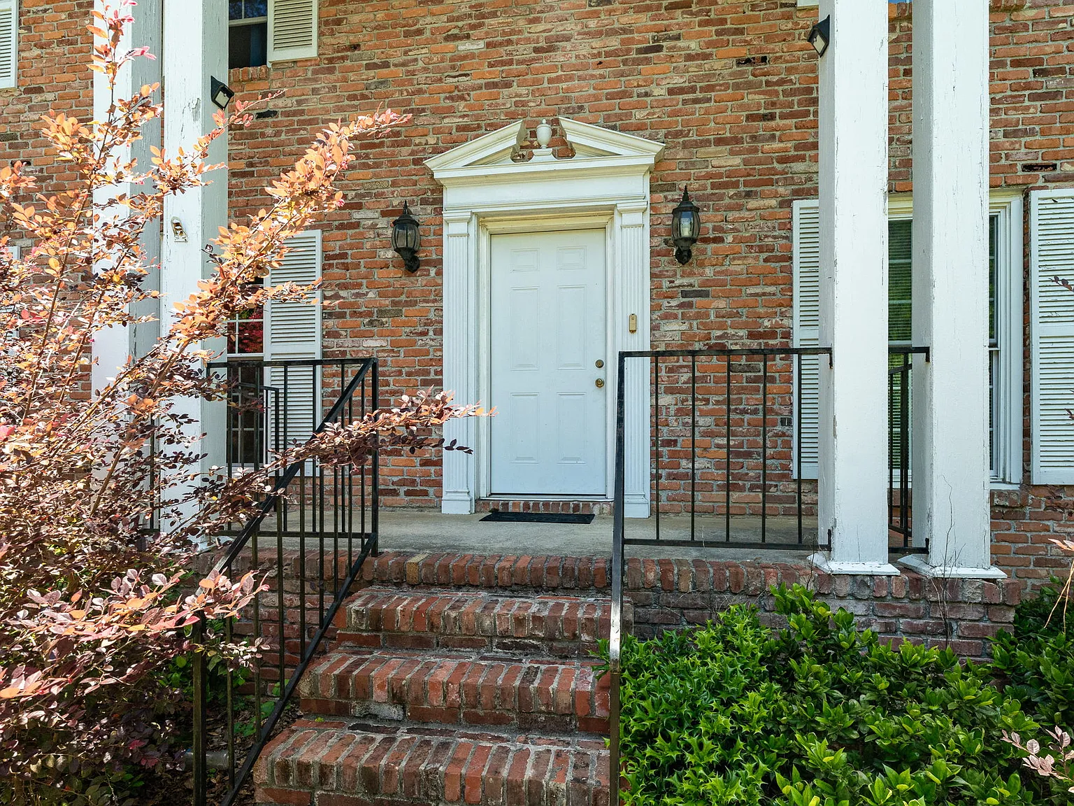 3212 Westbrook Dr — Photo 4