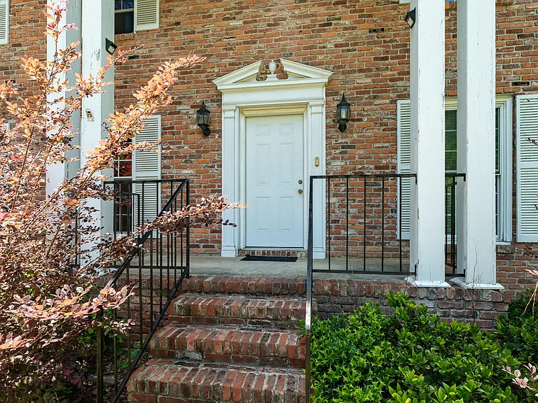 3212 Westbrook Dr #100 — Photo 4