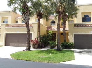 10532 Lake Vista Cir, Boca Raton, FL 33498