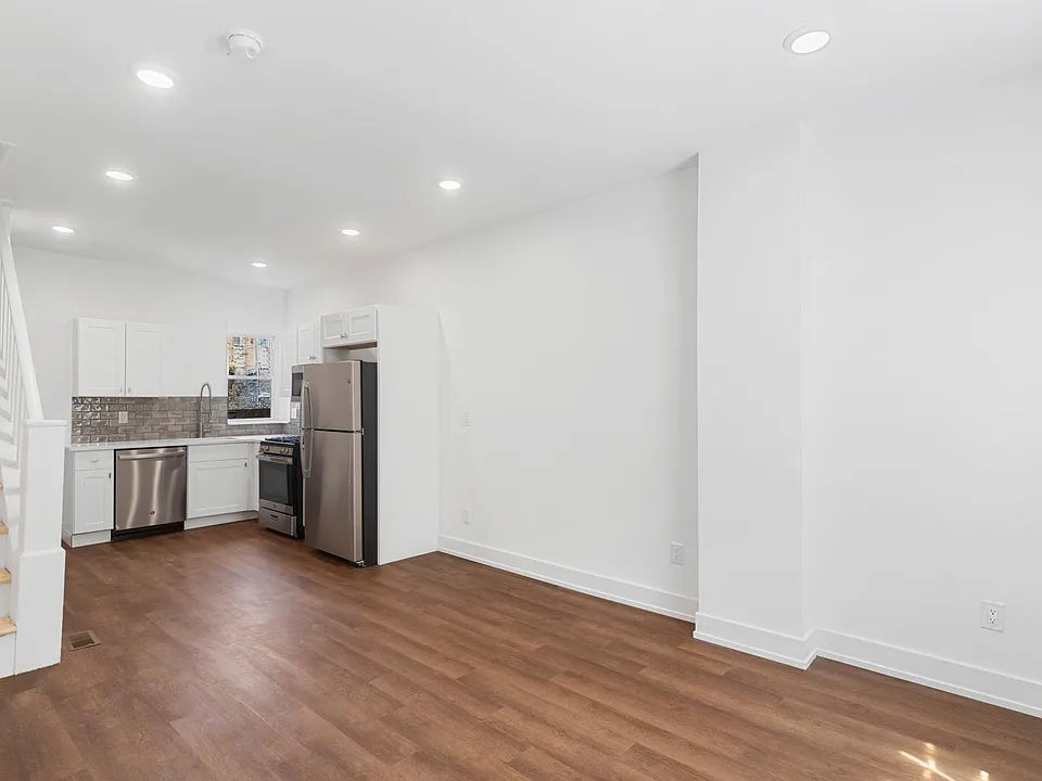231 W Atlantic St