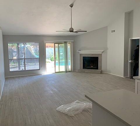 4th image of 4841 E Princess Dr