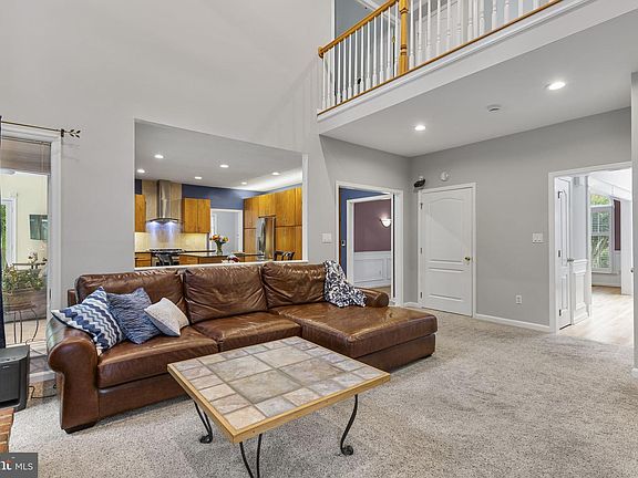 4th image of 2205 Erin Way