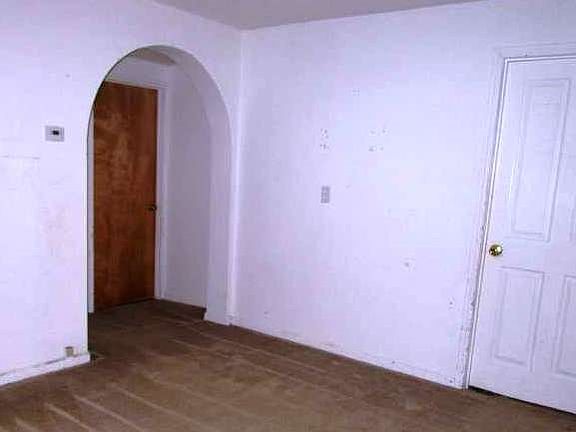 3rd image of 814 7th Ave