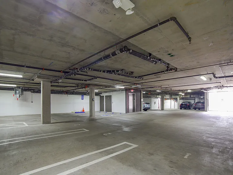 907 S Shenandoah St #101 — Photo 39