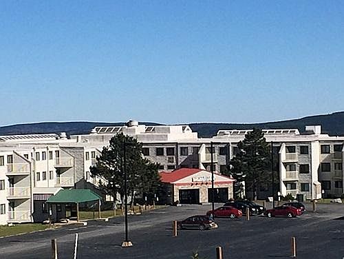 1st image of 133 Mountain Ldg