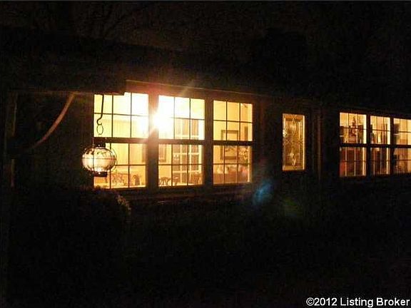 4th image of 6705 Main St