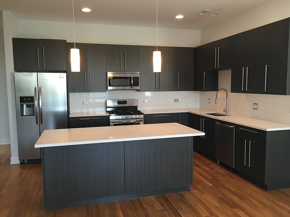 1st image of 3201 W Wabansia Ave #2A