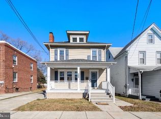 2216 Cove Rd, Pennsauken, NJ 08110