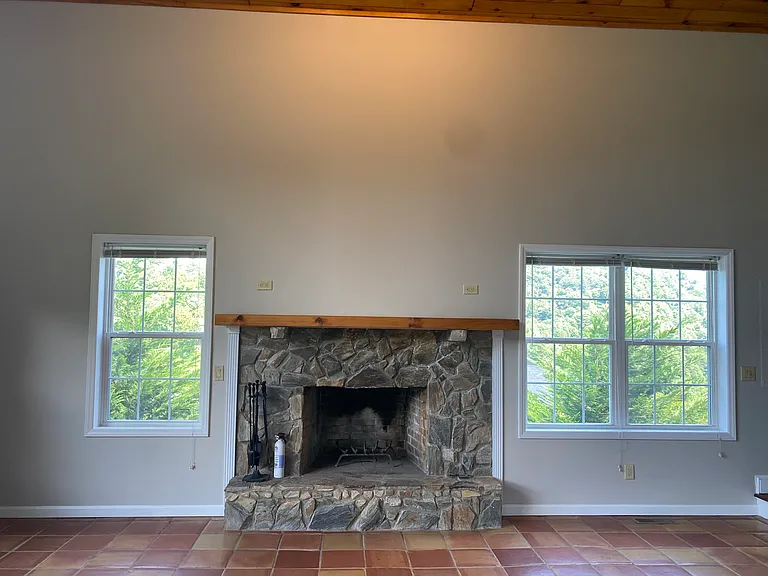 359 Glowing Hearth Ln — Photo 16