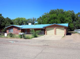 415 Ranchitos Rd NE, Bosque Farms, NM 87068