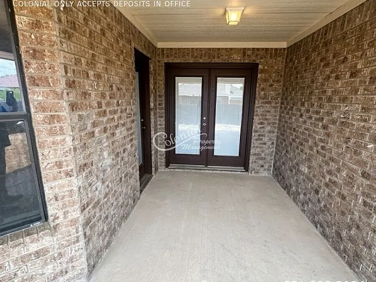 4601 Mildred Ave — Photo 2