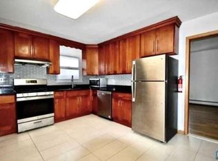 1538 10th St UNIT 2, Fort Lee, NJ 07024