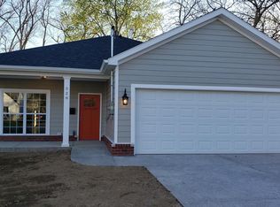528 Fountain Ave, Lyndon, KY 40222