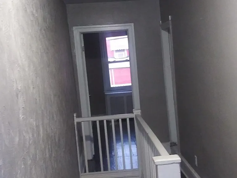 Kershaw St — Photo 20