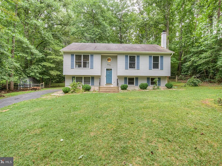 12820 Lake Wilderness Ln — Photo 27