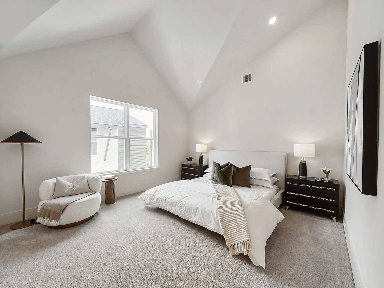 3 bed, 3.5 bath, 1798 sqft, $2,250 — Photo 3