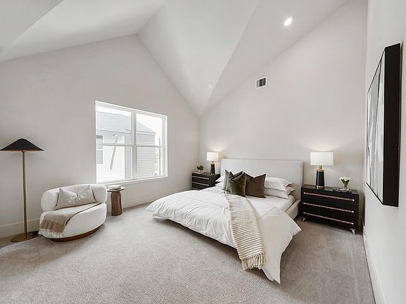 3rd image of 861 Rachel St #C